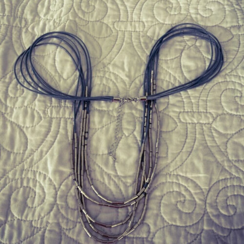 Elegant 5 Strand Gray and Silver 17-inch Silicone Cord Necklace - Picture 6 of 14